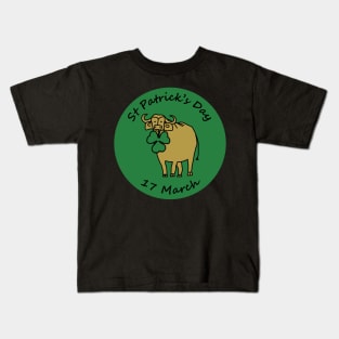 Ox with Shamrock St Patricks Day Kids T-Shirt
